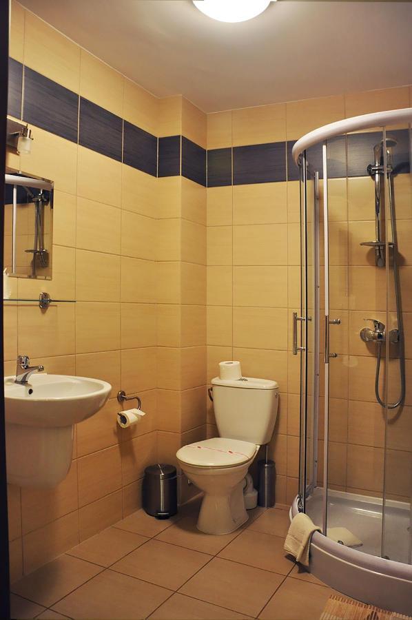 Hotel Pojezierze Szczecinek Quarto foto