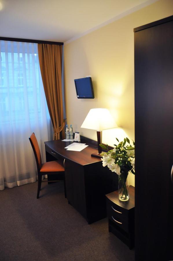 Hotel Pojezierze Szczecinek Quarto foto